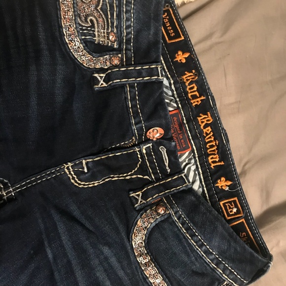 Rock revivals!! Very stylish! - Picture 1 of 6